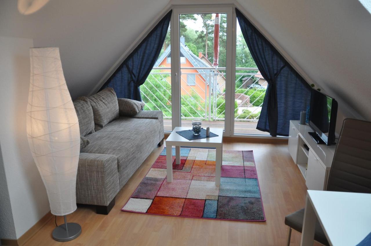 Ferienhaus Mueritzzauber / 1 Zimmer Dachgeschoss-Appartement Röbel 외부 사진