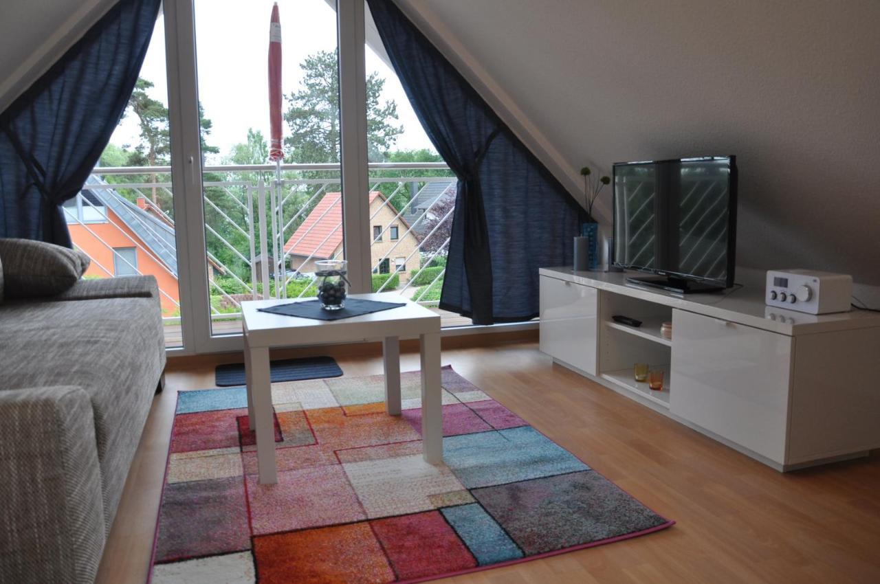 Ferienhaus Mueritzzauber / 1 Zimmer Dachgeschoss-Appartement Röbel 외부 사진